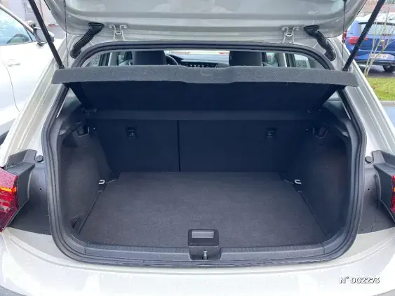 VOLKSWAGEN POLO V - voiture d'occasion - Photo 5