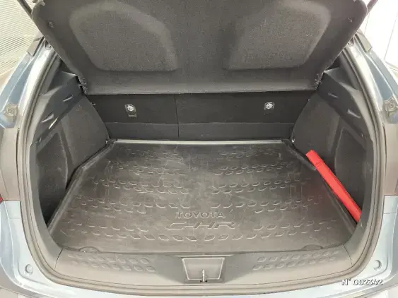 TOYOTA C-HR - voiture d'occasion - Photo 5