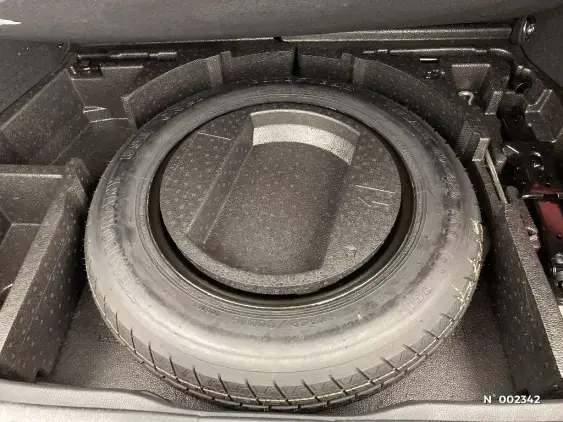 TOYOTA C-HR - voiture d'occasion - Photo 27