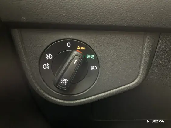 VOLKSWAGEN POLO V - voiture d'occasion - Photo 13