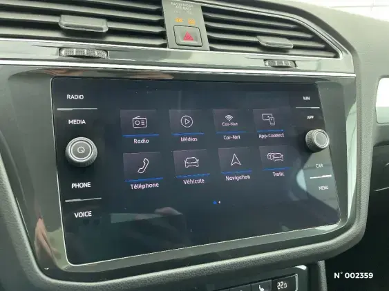 VOLKSWAGEN TIGUAN II - voiture d'occasion - Photo 11