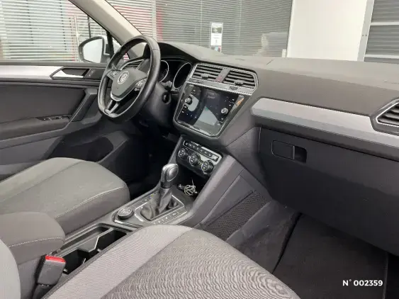 VOLKSWAGEN TIGUAN II - voiture d'occasion - Photo 8
