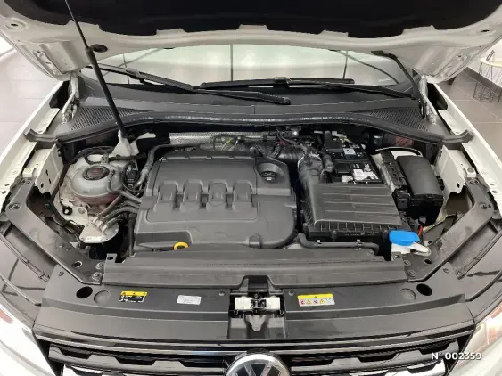 VOLKSWAGEN TIGUAN II - voiture d'occasion - Photo 9