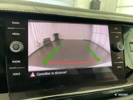 VOLKSWAGEN POLO V - voiture d'occasion - Photo 12