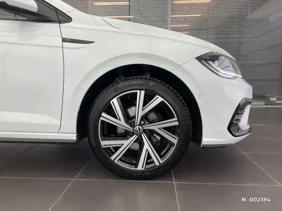 VOLKSWAGEN POLO V - voiture d'occasion - Photo 6