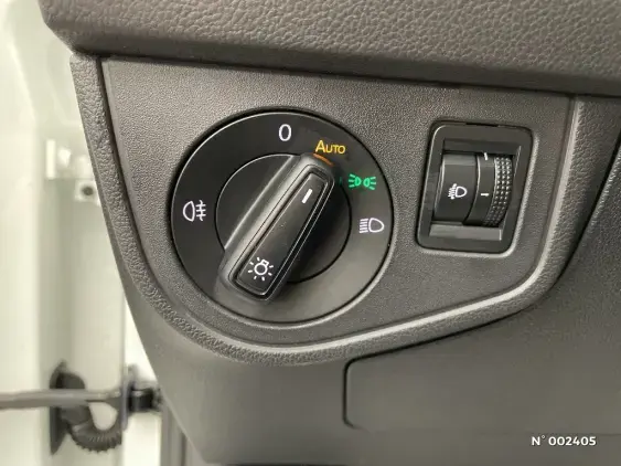 VOLKSWAGEN POLO V - voiture d'occasion - Photo 12