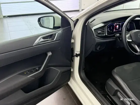 VOLKSWAGEN POLO V - voiture d'occasion - Photo 4