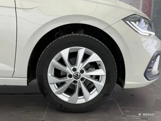 VOLKSWAGEN POLO V - voiture d'occasion - Photo 5