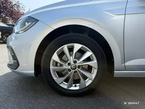 VOLKSWAGEN POLO V - voiture d'occasion - Photo 17