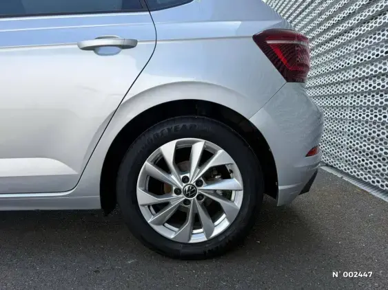 VOLKSWAGEN POLO V - voiture d'occasion - Photo 18