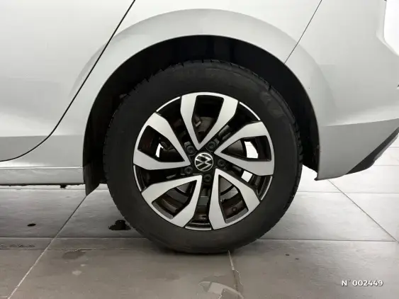 VOLKSWAGEN GOLF V - voiture d'occasion - Photo 19