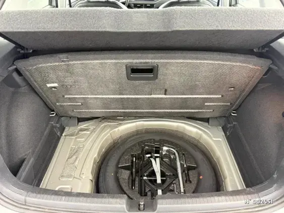 VOLKSWAGEN POLO V - voiture d'occasion - Photo 14