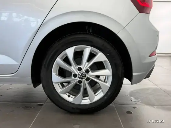 VOLKSWAGEN POLO V - voiture d'occasion - Photo 18