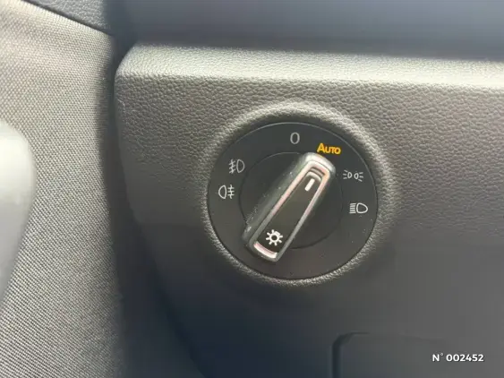 VOLKSWAGEN T-ROC II - voiture d'occasion - Photo 22