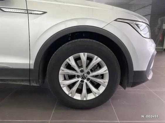 VOLKSWAGEN TIGUAN III - voiture d'occasion - Photo 5