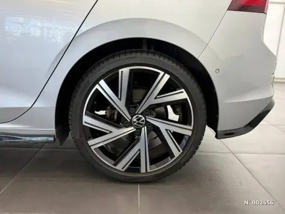 VOLKSWAGEN GOLF V - voiture d'occasion - Photo 17