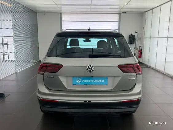 VOLKSWAGEN TIGUAN III - voiture d'occasion - Photo 3