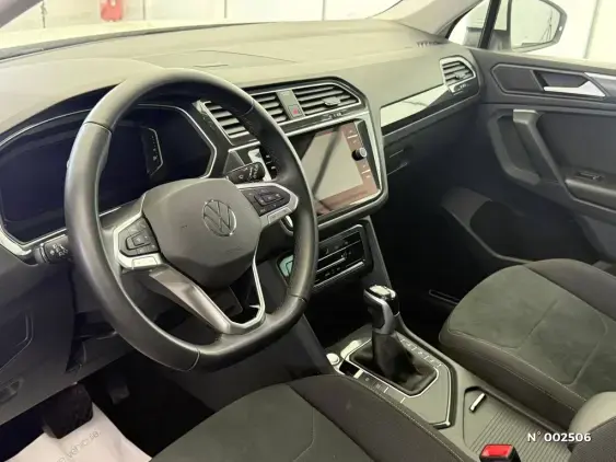 VOLKSWAGEN TIGUAN III - voiture d'occasion - Photo 4
