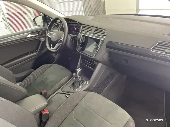 VOLKSWAGEN TIGUAN III - voiture d'occasion - Photo 9