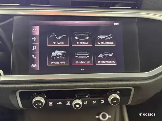 AUDI Q3 - voiture d'occasion - Photo 2