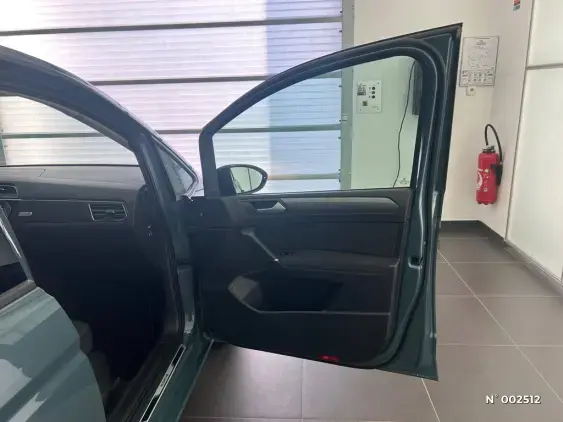VOLKSWAGEN TOURAN - voiture d'occasion - Photo 16