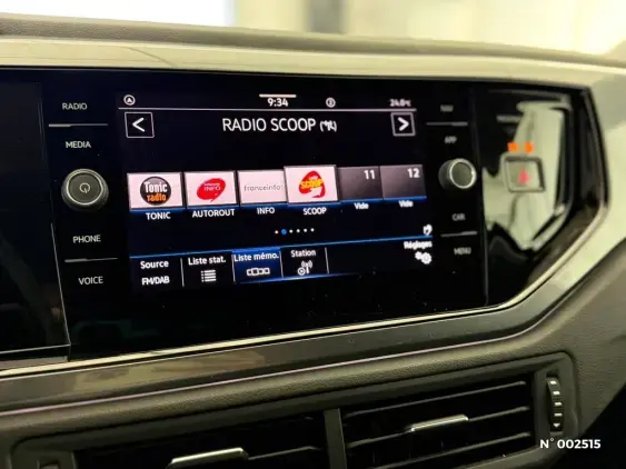 VOLKSWAGEN POLO V - voiture d'occasion - Photo 2