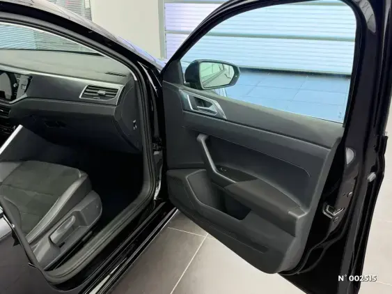 VOLKSWAGEN POLO V - voiture d'occasion - Photo 15
