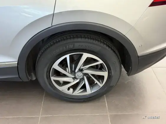 VOLKSWAGEN TIGUAN III - voiture d'occasion - Photo 19