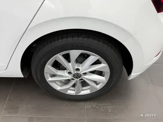 VOLKSWAGEN POLO V - voiture d'occasion - Photo 19