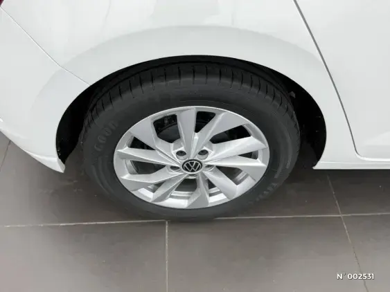 VOLKSWAGEN POLO V - voiture d'occasion - Photo 20