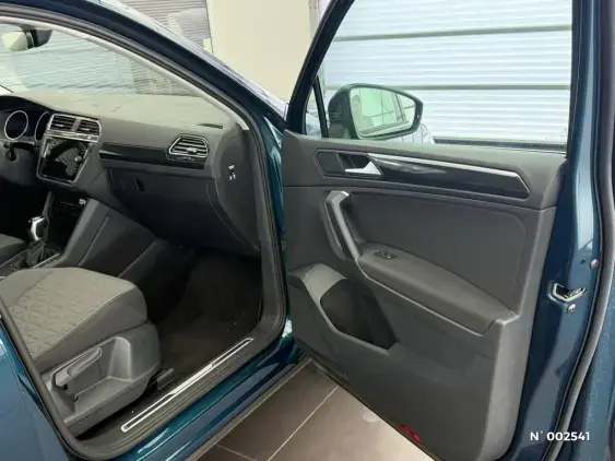 VOLKSWAGEN TIGUAN III - voiture d'occasion - Photo 15