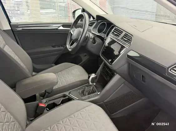 VOLKSWAGEN TIGUAN III - voiture d'occasion - Photo 11