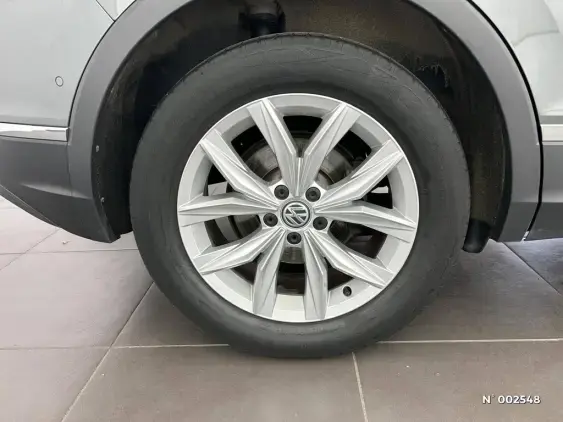 VOLKSWAGEN TIGUAN III - voiture d'occasion - Photo 19