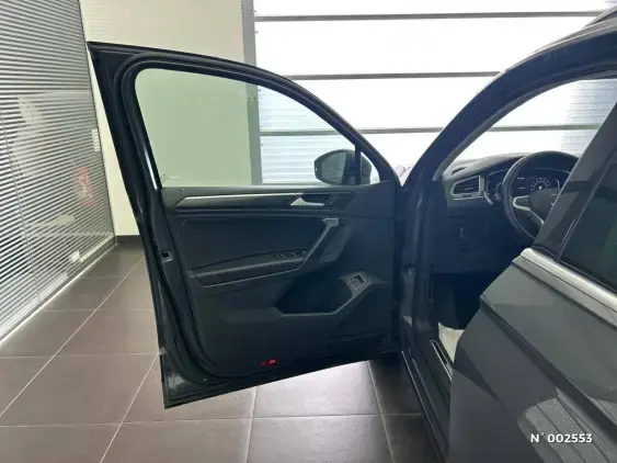 VOLKSWAGEN TIGUAN III - voiture d'occasion - Photo 15