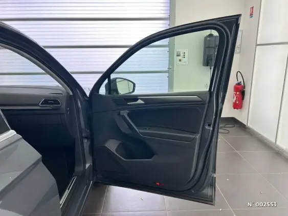 VOLKSWAGEN TIGUAN III - voiture d'occasion - Photo 16