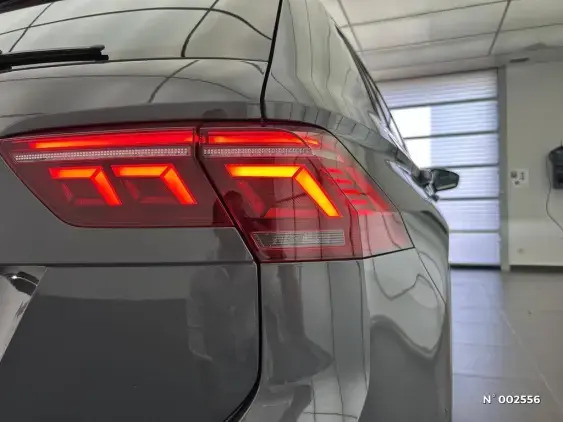 VOLKSWAGEN TIGUAN III - voiture d'occasion - Photo 20