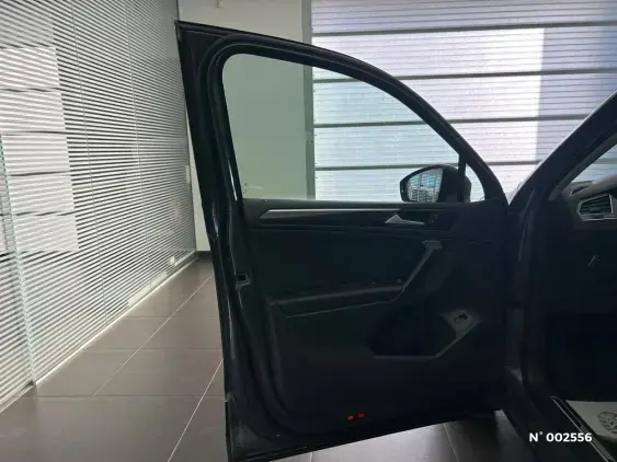 VOLKSWAGEN TIGUAN III - voiture d'occasion - Photo 22