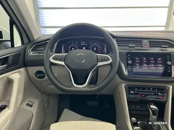VOLKSWAGEN TIGUAN II - voiture d'occasion - Photo 2