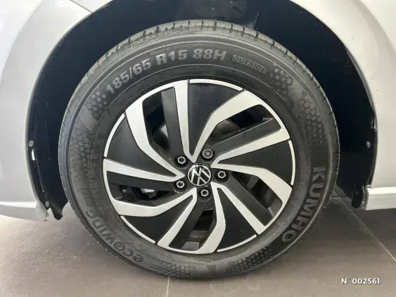 VOLKSWAGEN POLO V - voiture d'occasion - Photo 19