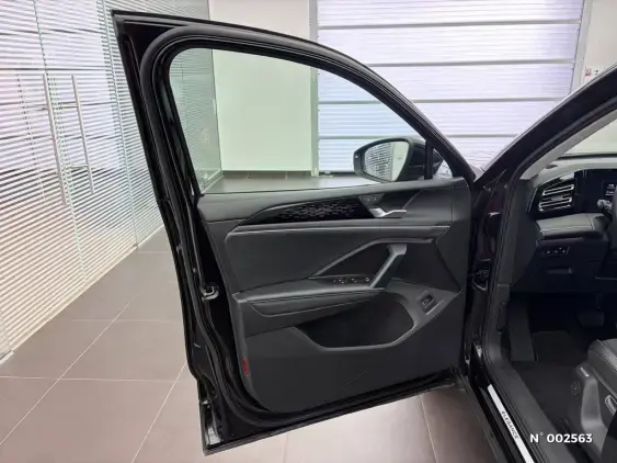 VOLKSWAGEN TIGUAN III - voiture d'occasion - Photo 16