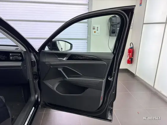 VOLKSWAGEN TIGUAN III - voiture d'occasion - Photo 17