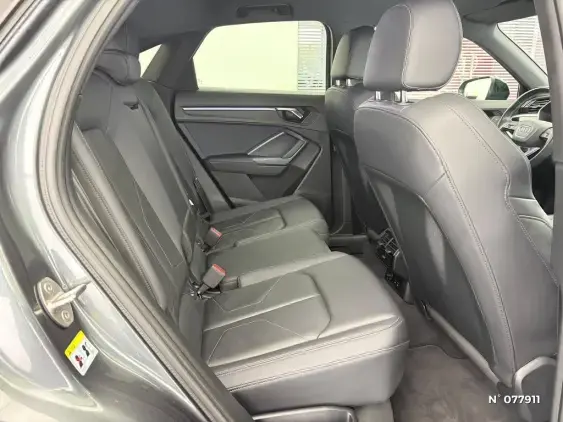 AUDI Q3 - voiture d'occasion - Photo 11