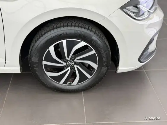 VOLKSWAGEN POLO V - voiture d'occasion - Photo 4