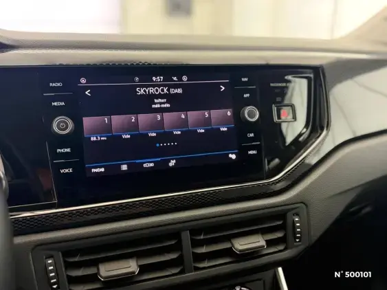 VOLKSWAGEN POLO V - voiture d'occasion - Photo 2