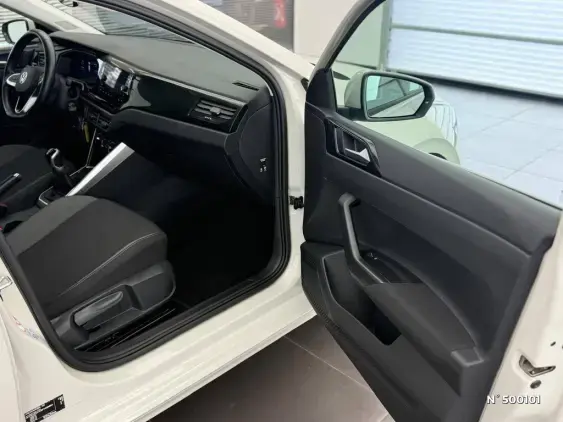 VOLKSWAGEN POLO V - voiture d'occasion - Photo 12
