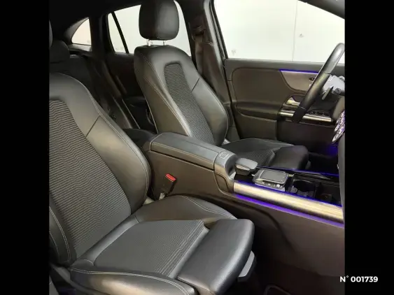 MERCEDES GLA II - voiture d'occasion - Photo 18