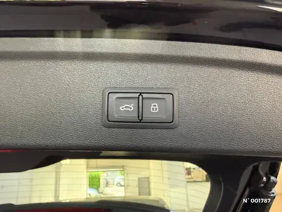 AUDI A3 SPORTBACK IV - voiture d'occasion - Photo 28