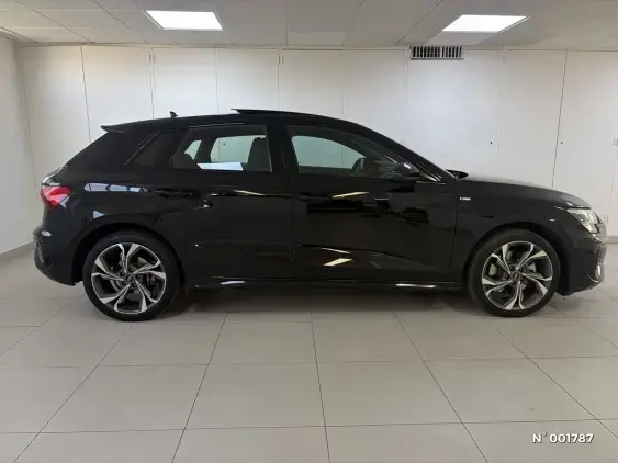 AUDI A3 SPORTBACK IV - voiture d'occasion - Photo 11