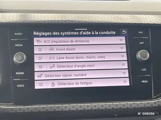 VOLKSWAGEN T-CROSS - voiture d'occasion - Photo 31