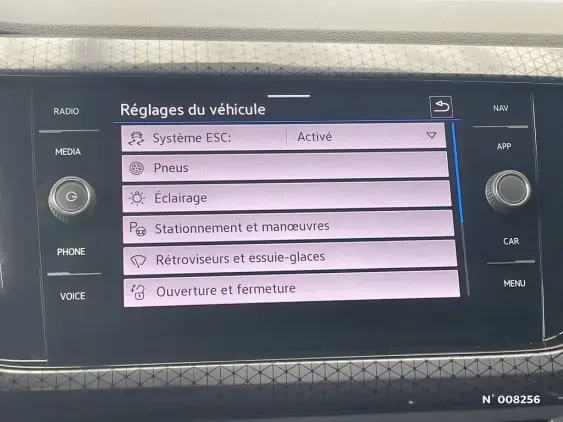 VOLKSWAGEN T-CROSS - voiture d'occasion - Photo 32